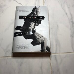 13 reasons why book in excellent condition